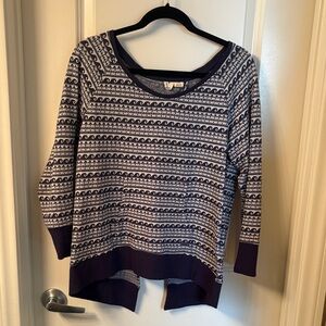 Roxy Navy and White Wave Patterned long sleeve shirt